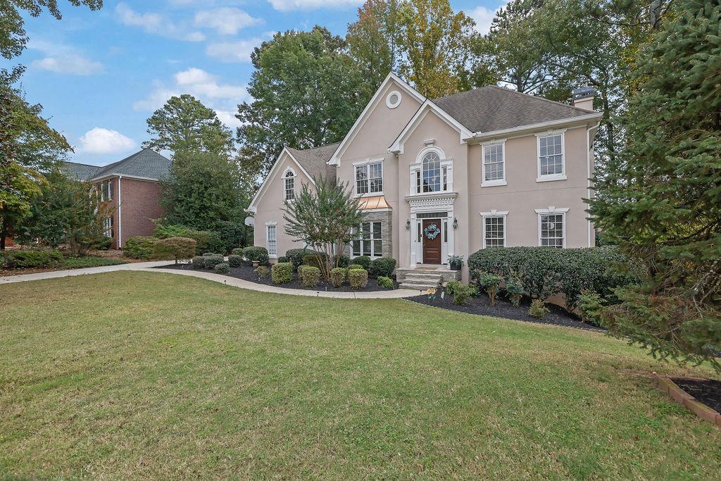 1330 Lake Washington Circle Property Photo 1