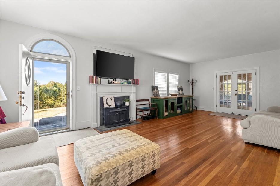 48 Webb Drive Property Photo 10