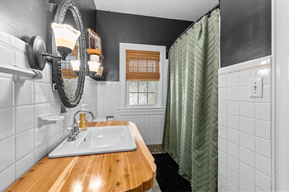 48 Webb Drive Property Photo 27