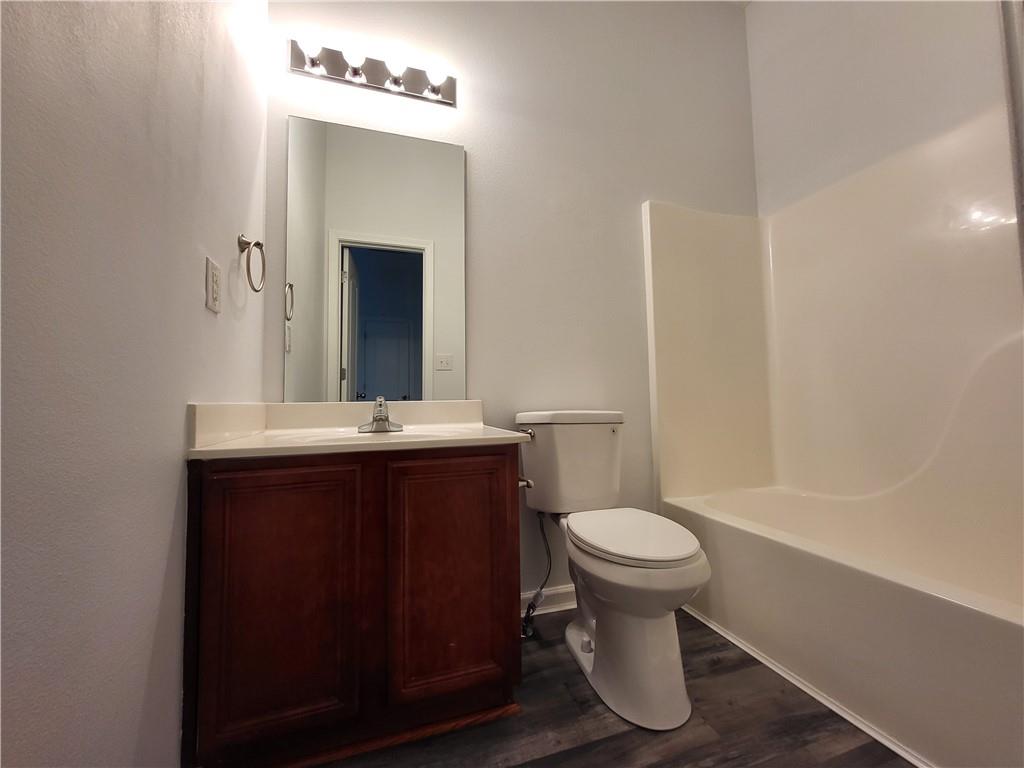 6885 White Walnut Way Property Photo 9