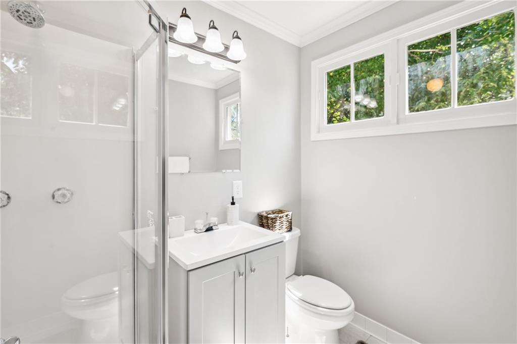 858 Linda Way Property Photo 11
