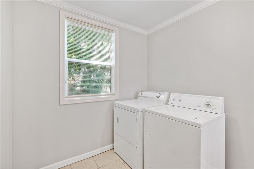 858 Linda Way Property Photo 19