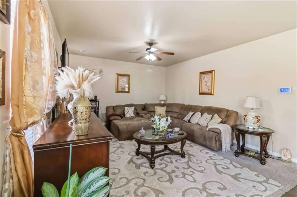 872 Nevis Way Property Photo 8
