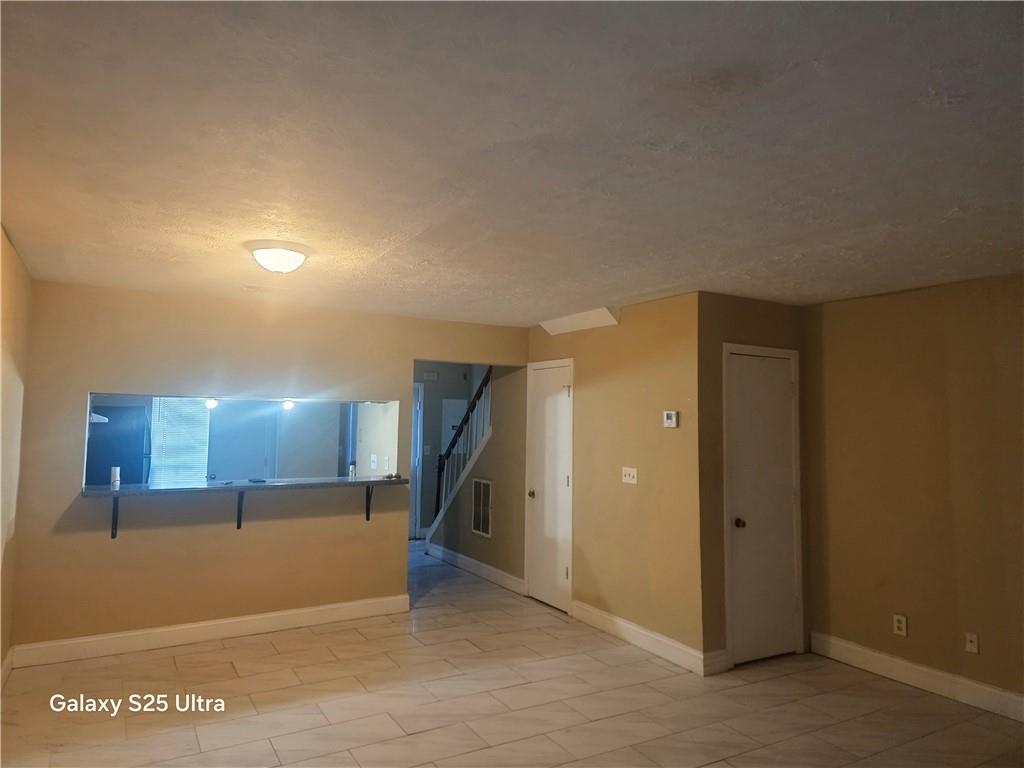 4672 Longman Way Property Photo 6