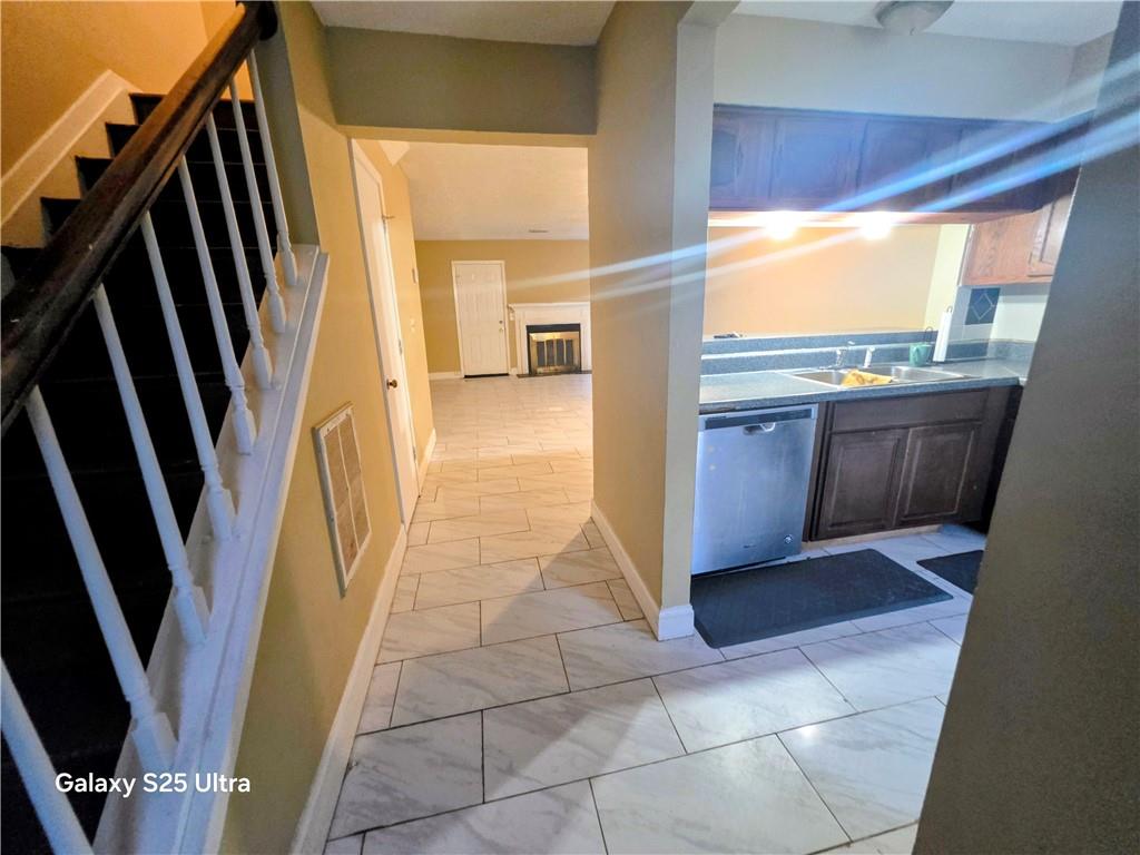 4672 Longman Way Property Photo 10