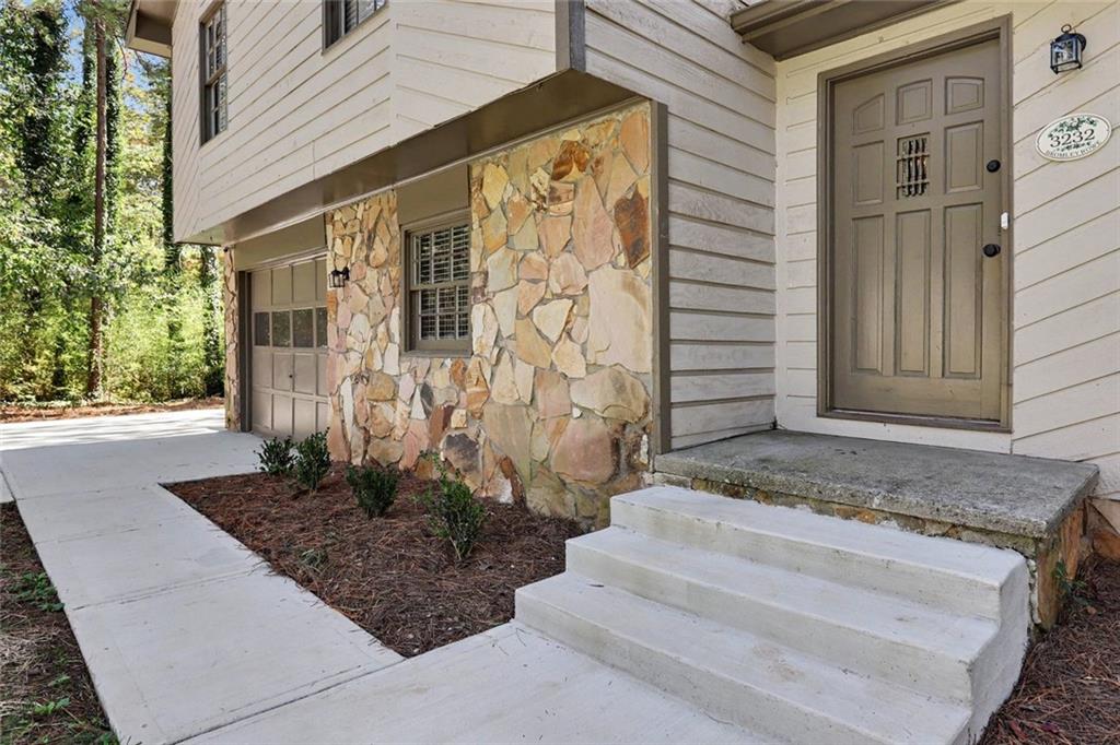 3232 Bromley Rowe Nw Property Photo 6