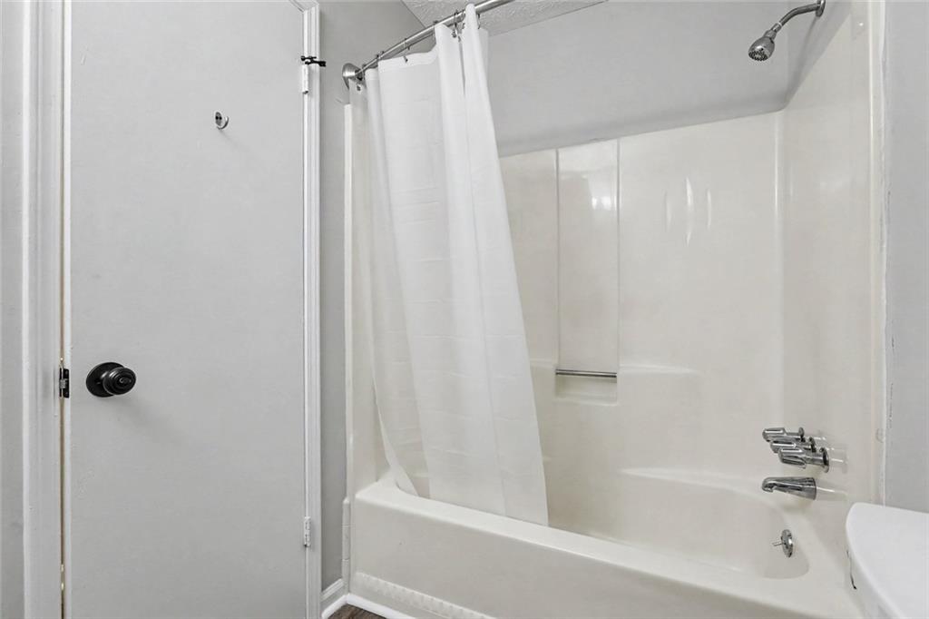 3232 Bromley Rowe Nw Property Photo 26