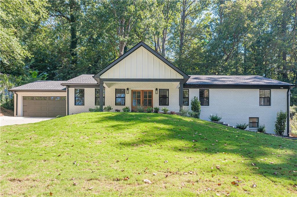 6835 Castleton Drive Property Photo 1