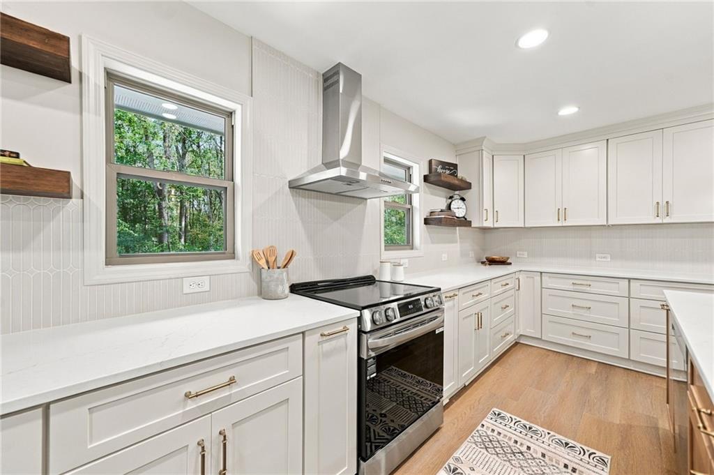 2102 Thomas Road Property Photo 21