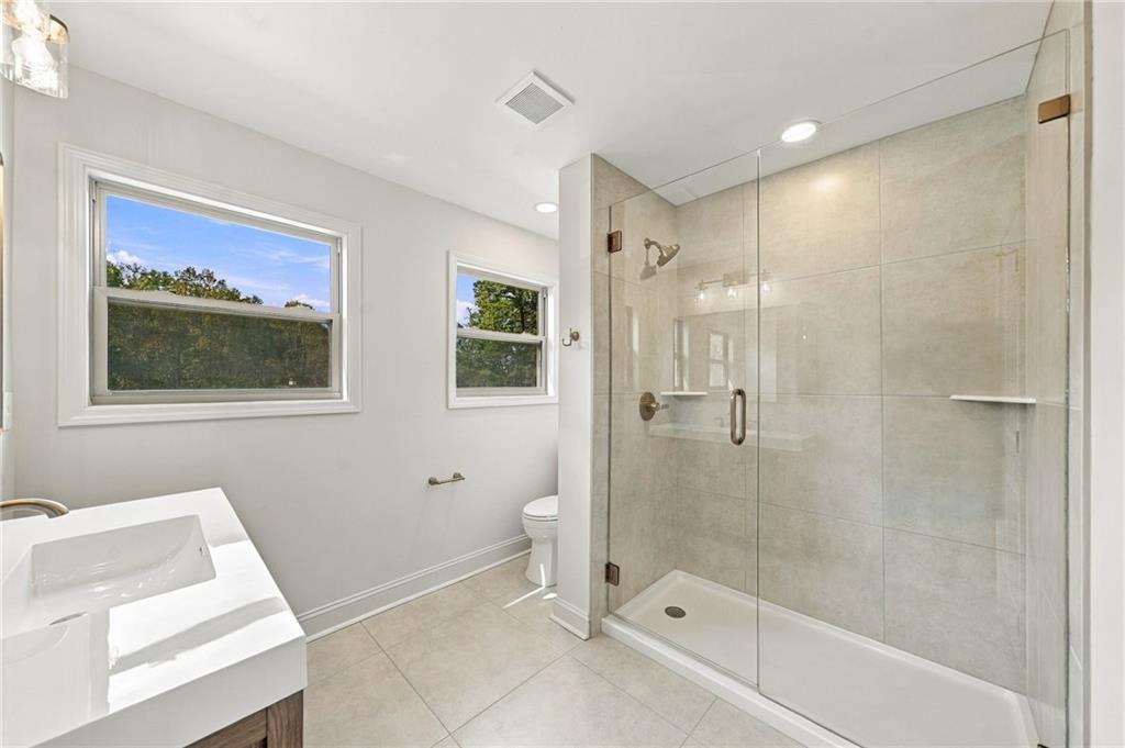 2102 Thomas Road Property Photo 49