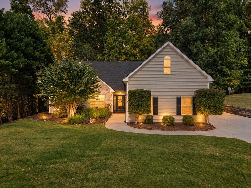 370 Laurel Oaks Lane Property Photo 1