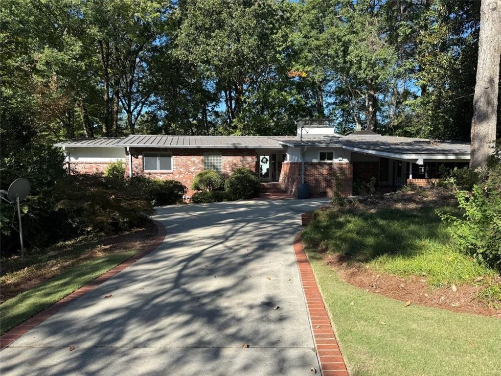 2076 Eldorado Drive Ne Property Photo 1