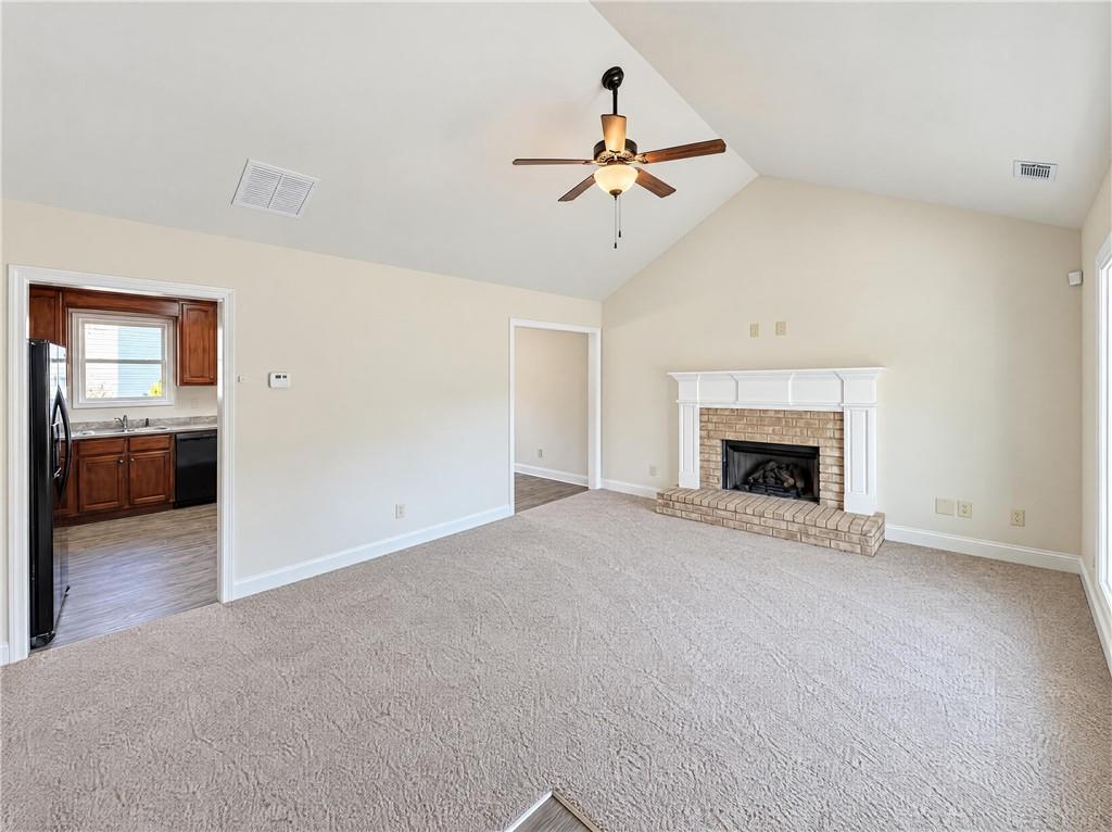 209 Brookside Drive Property Photo 6