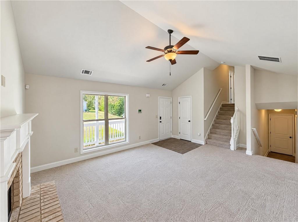 209 Brookside Drive Property Photo 8