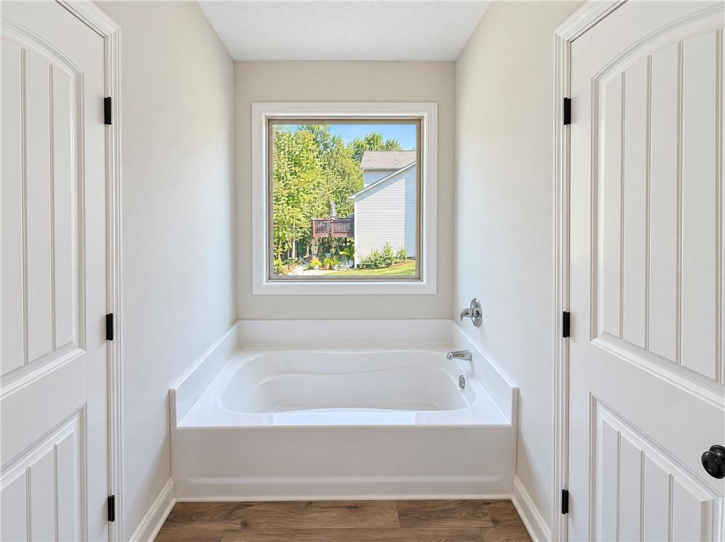 209 Brookside Drive Property Photo 16