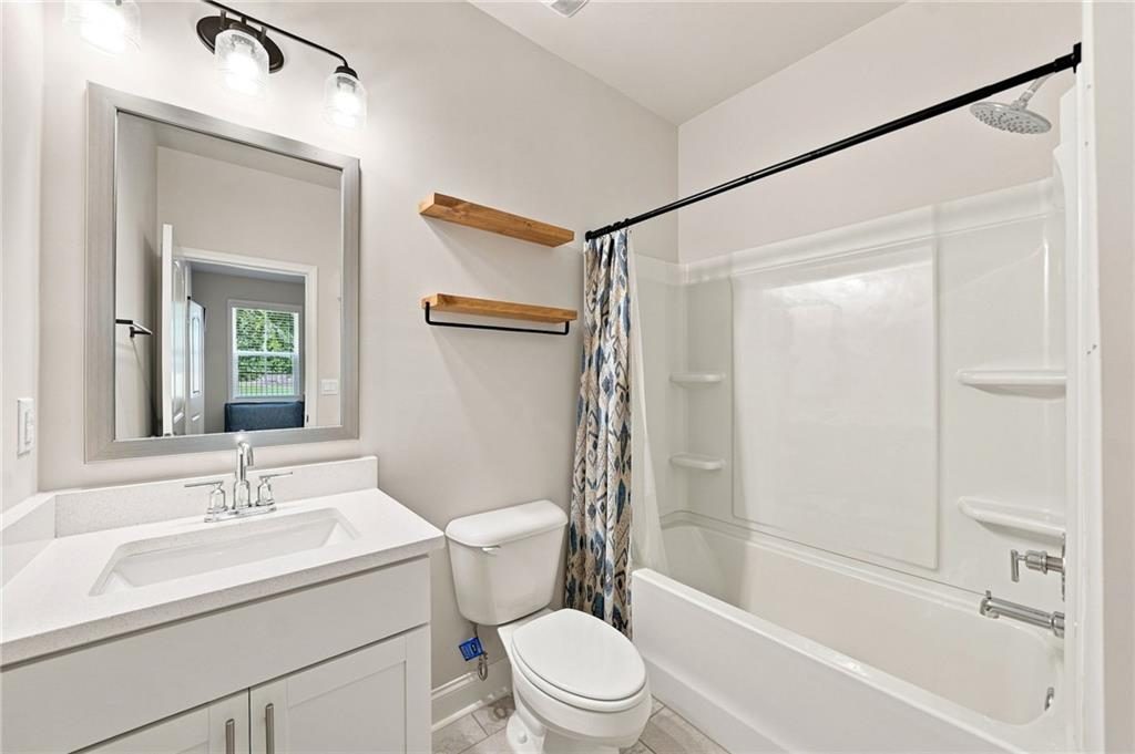 3340 Swallowtail Terrace Property Photo 11