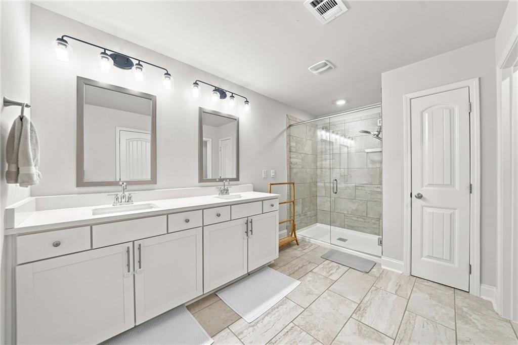 3340 Swallowtail Terrace Property Photo 30