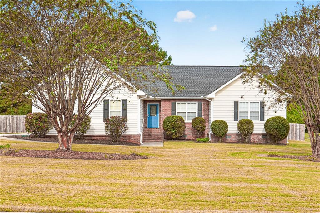 1017 Crystal Brook Way Property Photo 1