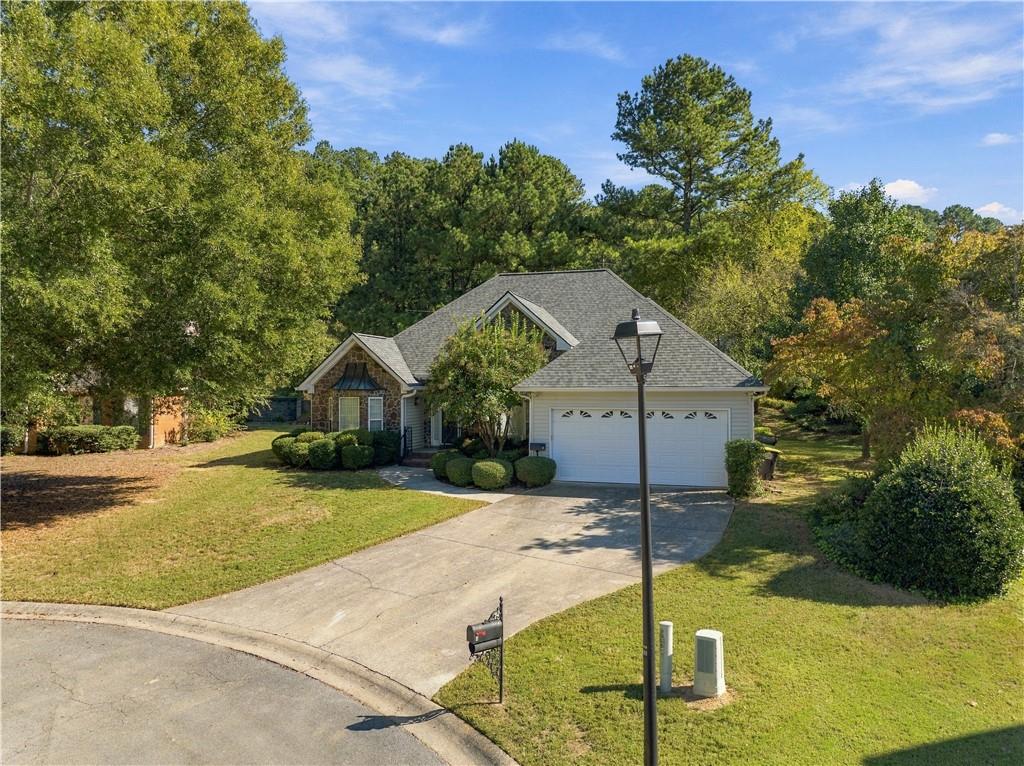 6 Preakness Court SE Property Photo 1