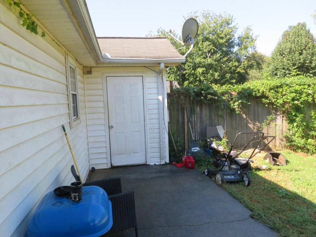 36 Ember Way Property Photo 5
