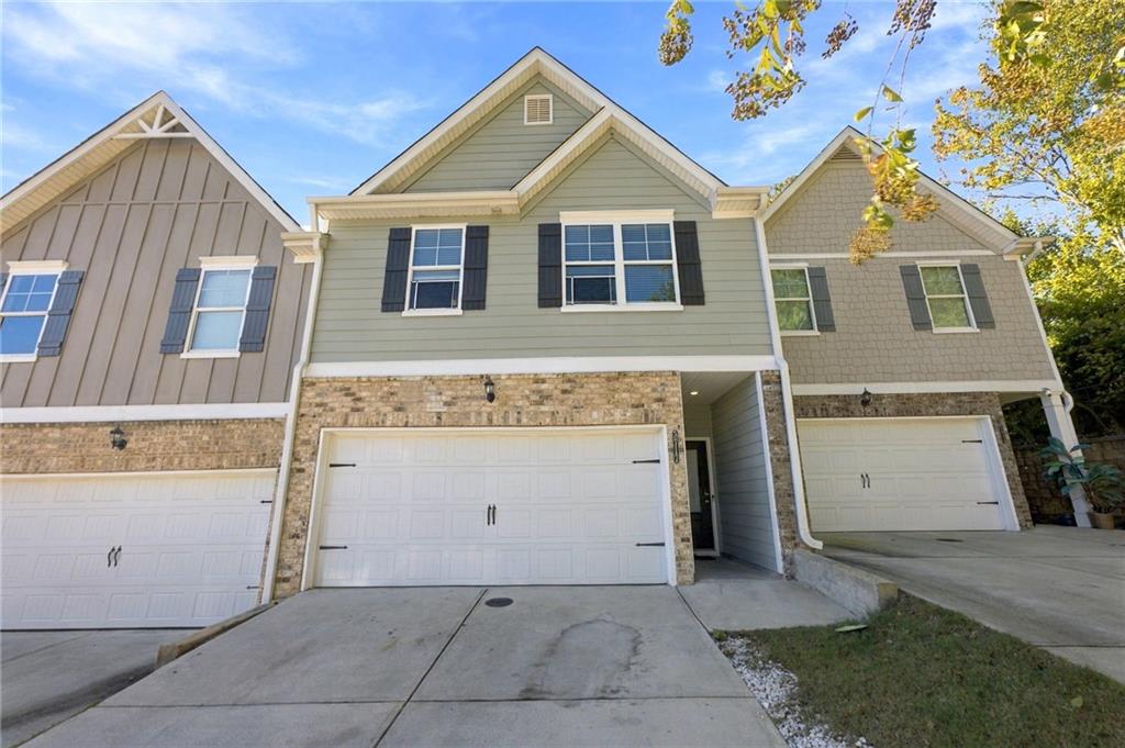 3717 Abbey Way Property Photo 1
