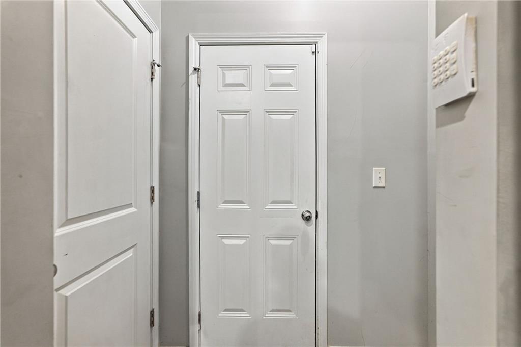 3717 Abbey Way Property Photo 13