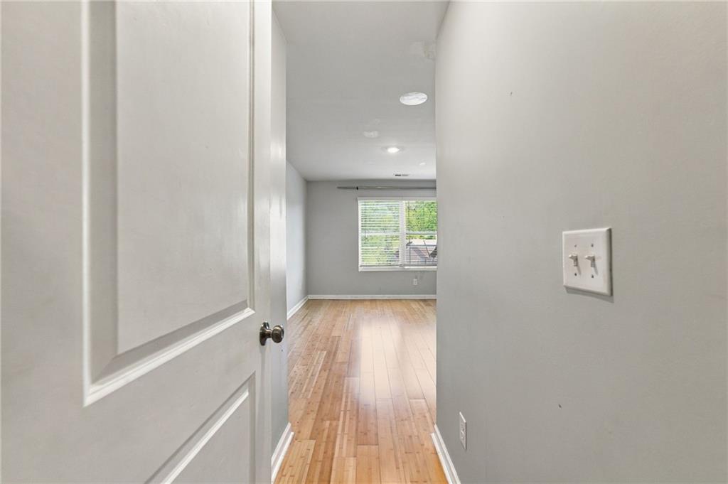3717 Abbey Way Property Photo 30