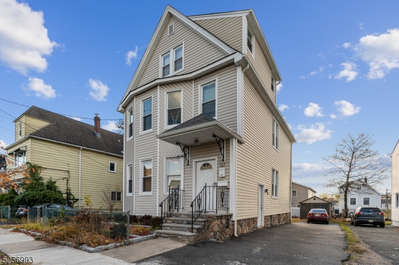 167 Shaw St Property Photo 1