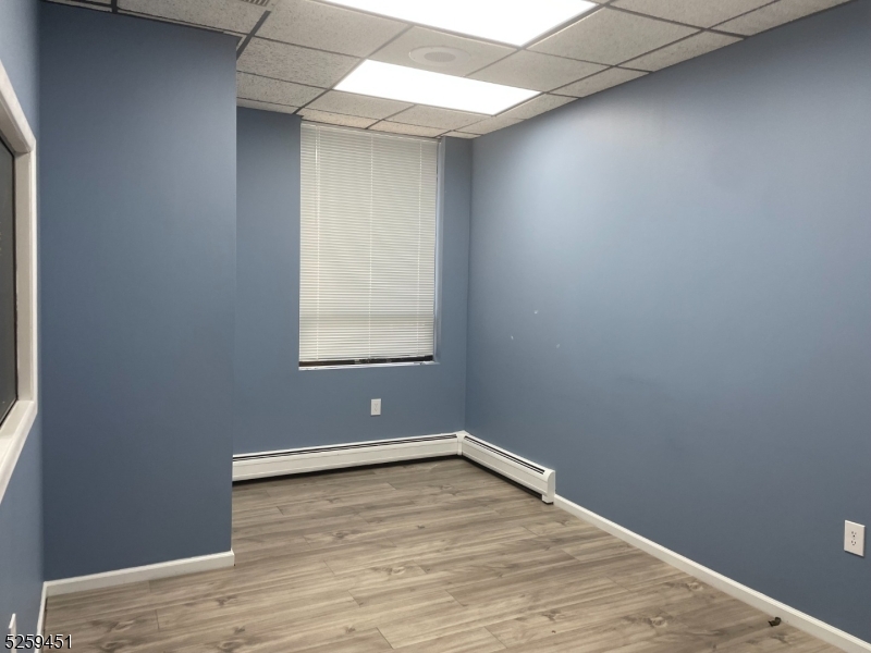 700 N Broad St Property Photo 1