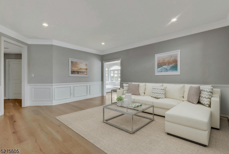 15 Roxbury Rd Property Photo 4