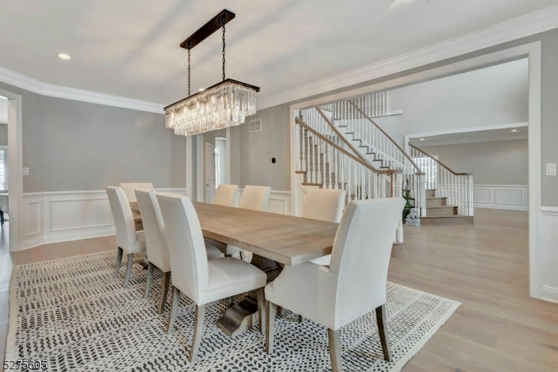 15 Roxbury Rd Property Photo 6