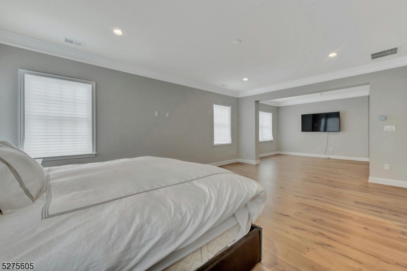 15 Roxbury Rd Property Photo 25