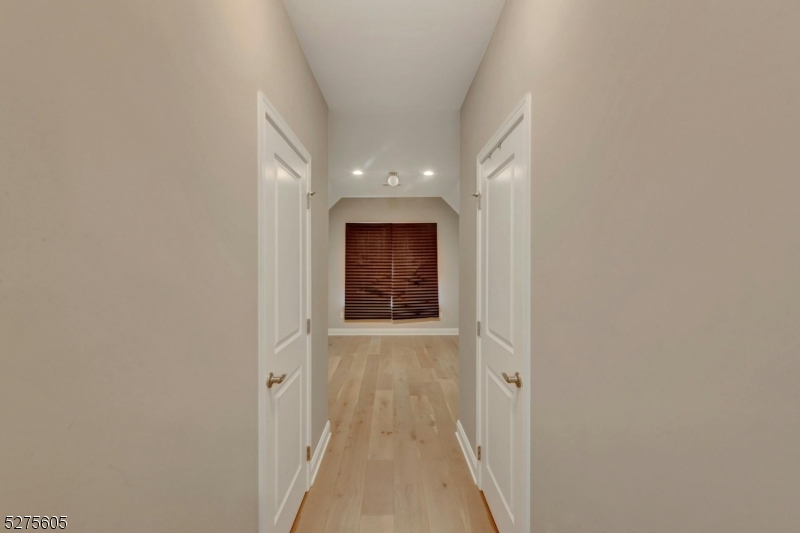 15 Roxbury Rd Property Photo 27
