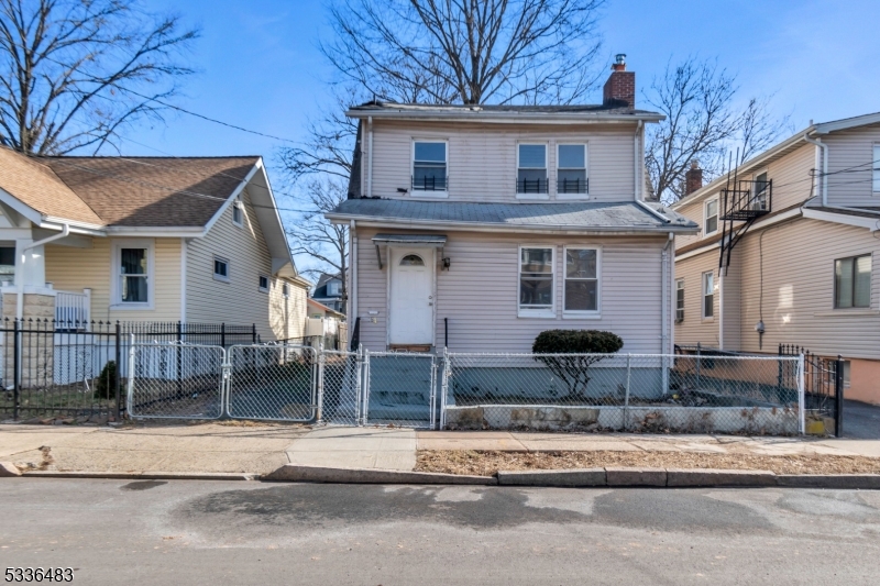 184 Sunset Ave