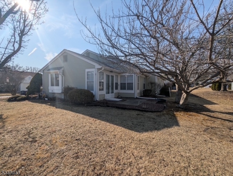 1109 Buckingham Dr