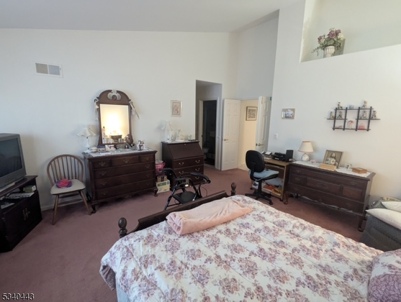 1109 Buckingham Dr Property Photo 12
