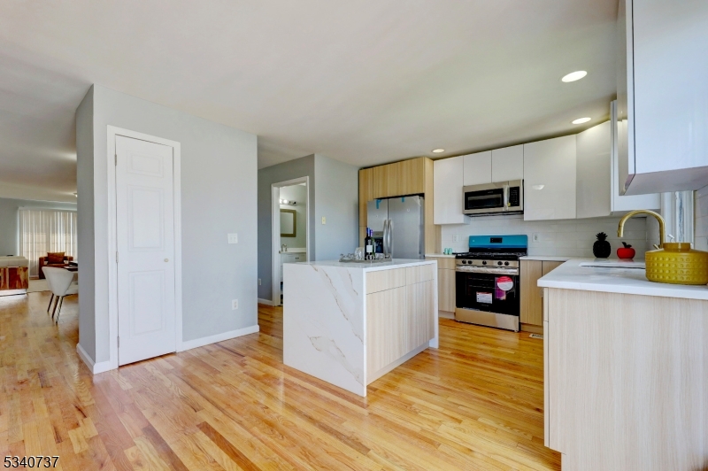 115 Macarthur Ave Property Photo 5