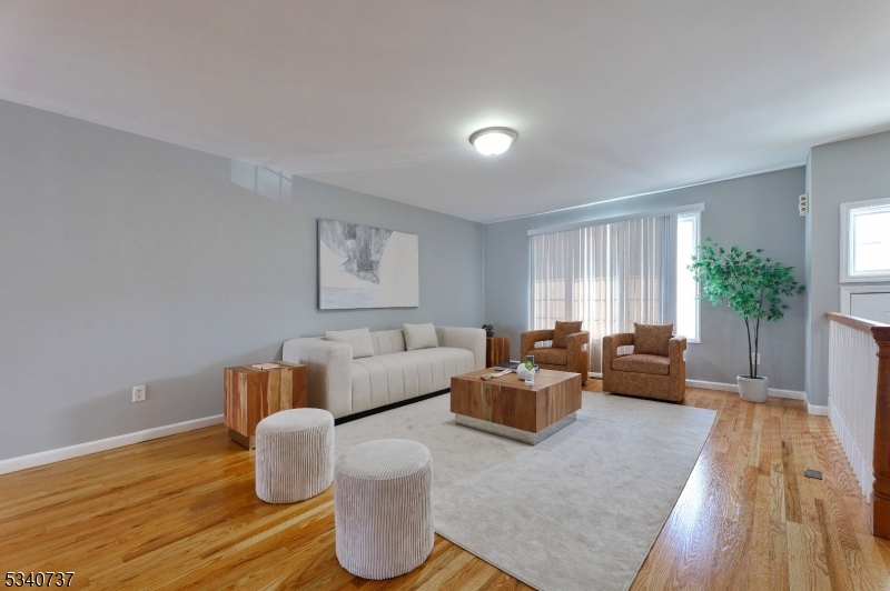 115 Macarthur Ave Property Photo 8