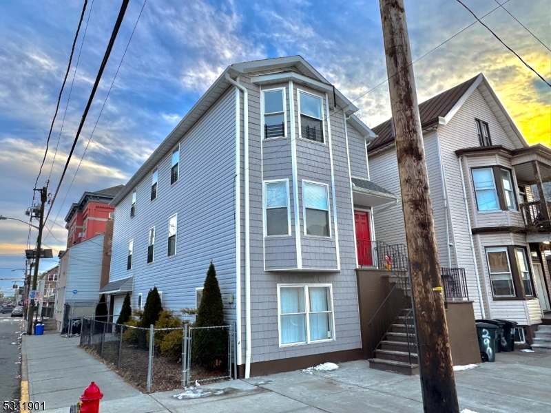 292 Van Houten St Property Photo 1
