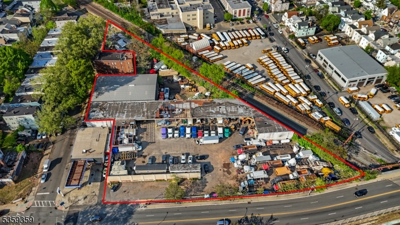 Park Ave Property Photo 1