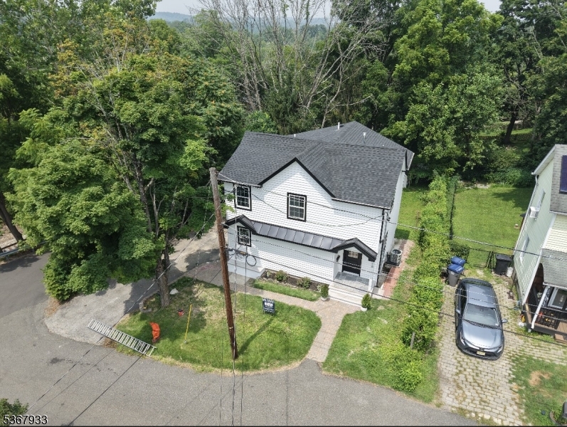 18 Governor Haines St Property Photo 1