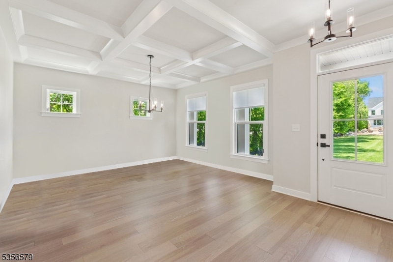 44 Willow Lane Property Photo 12