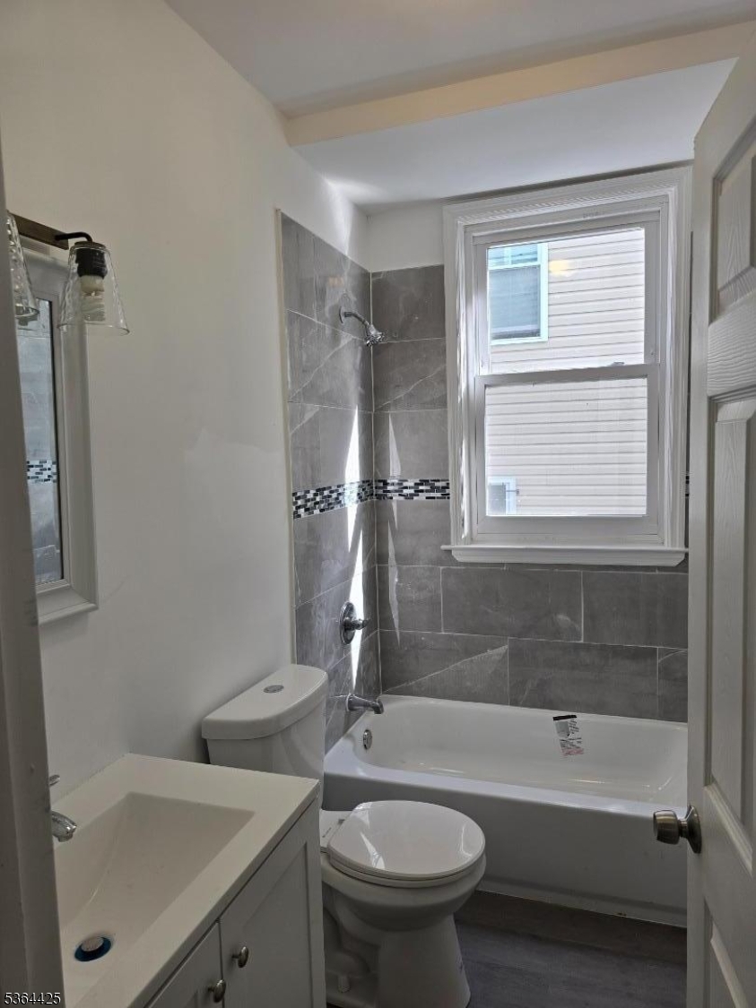782 Bergen St 3 Property Photo 12