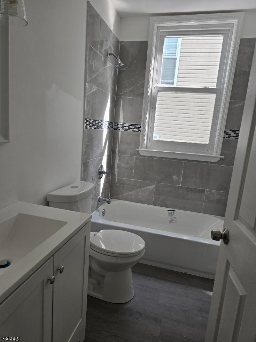 782 Bergen St 3 Property Photo 19