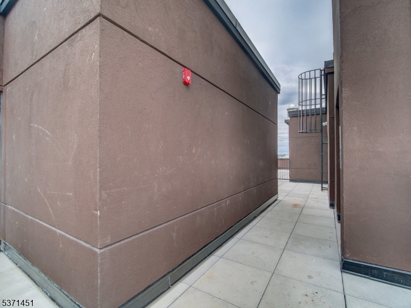 486 Market St Property Photo 10