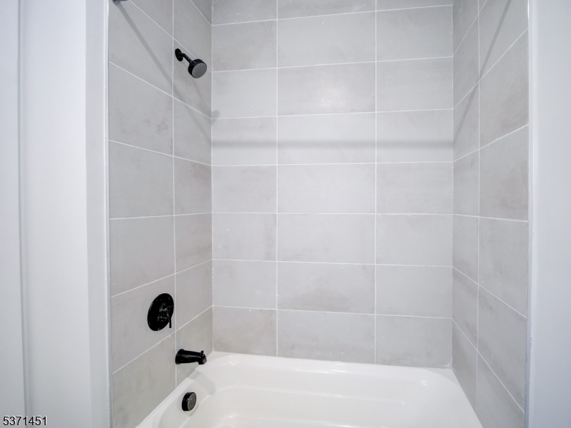 486 Market St Property Photo 18