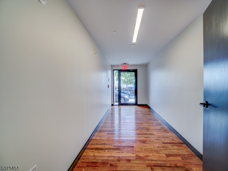 486 Market St Property Photo 34