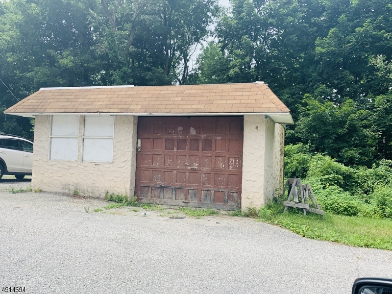 62 King Cole Rd Property Photo 1