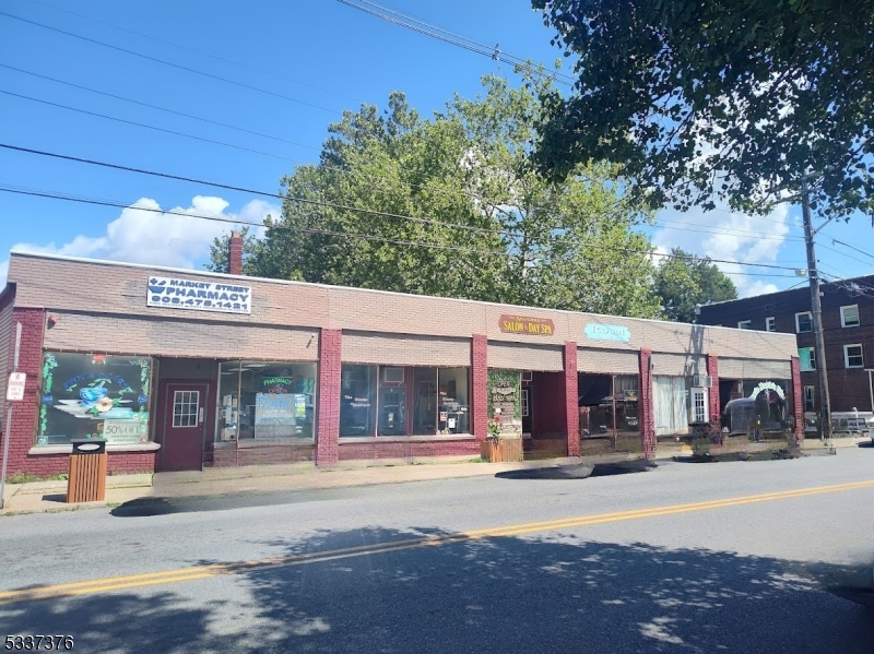 2 Market St Property Photo 1