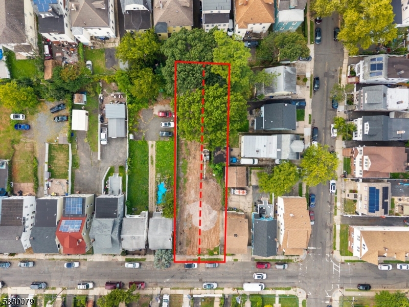 39 Grand Ave Property Photo 1